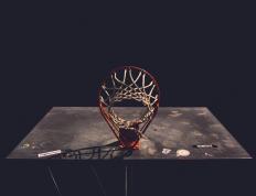 半岛体育官网入口 :萨拉赫重要时刻大比分获胜，皇家马德里带队取胜！全场沸腾不已